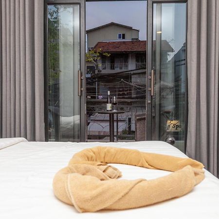 Number 9 Hotel Phnom Penh Ngoại thất bức ảnh