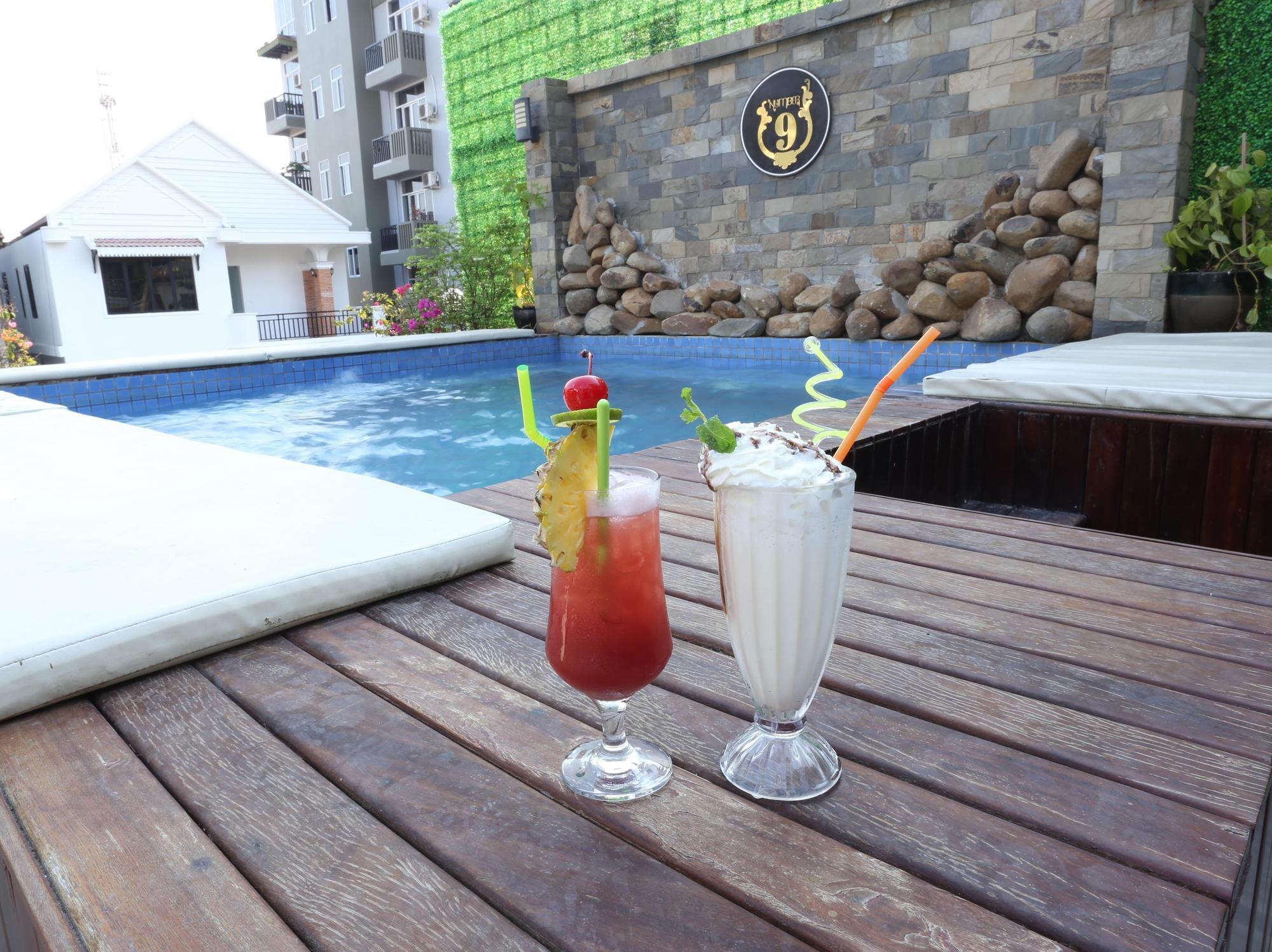 Number 9 Hotel Phnom Penh Ngoại thất bức ảnh