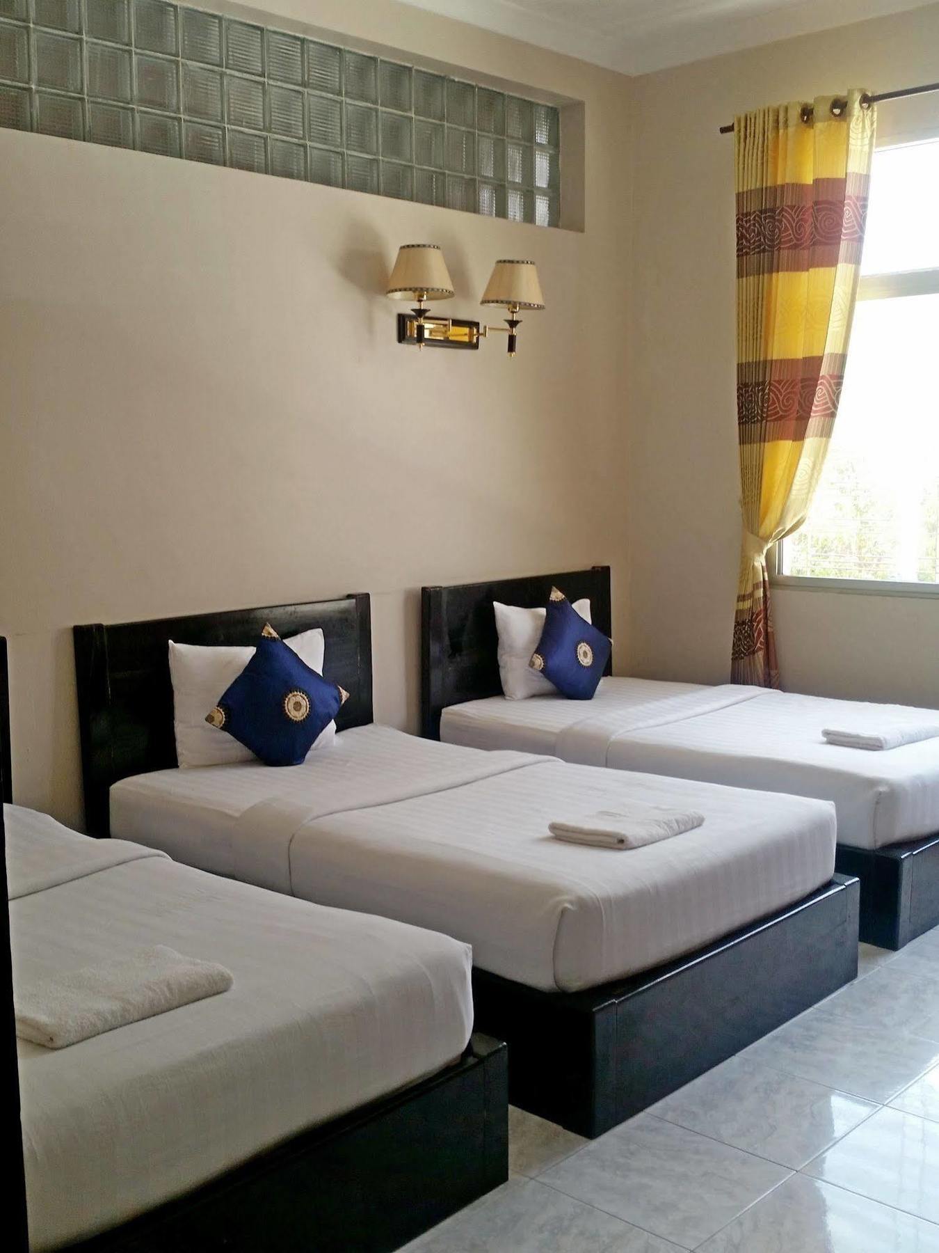 Number 9 Hotel Phnom Penh Ngoại thất bức ảnh